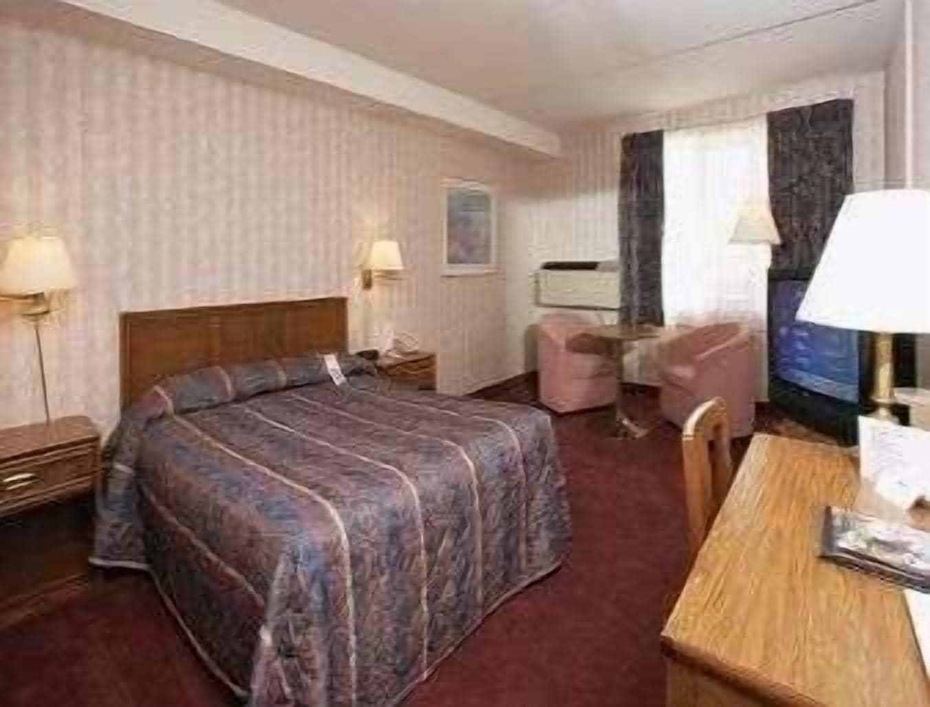 Travelodge By Wyndham Niagara Falls Lundys Lane Eksteriør bilde