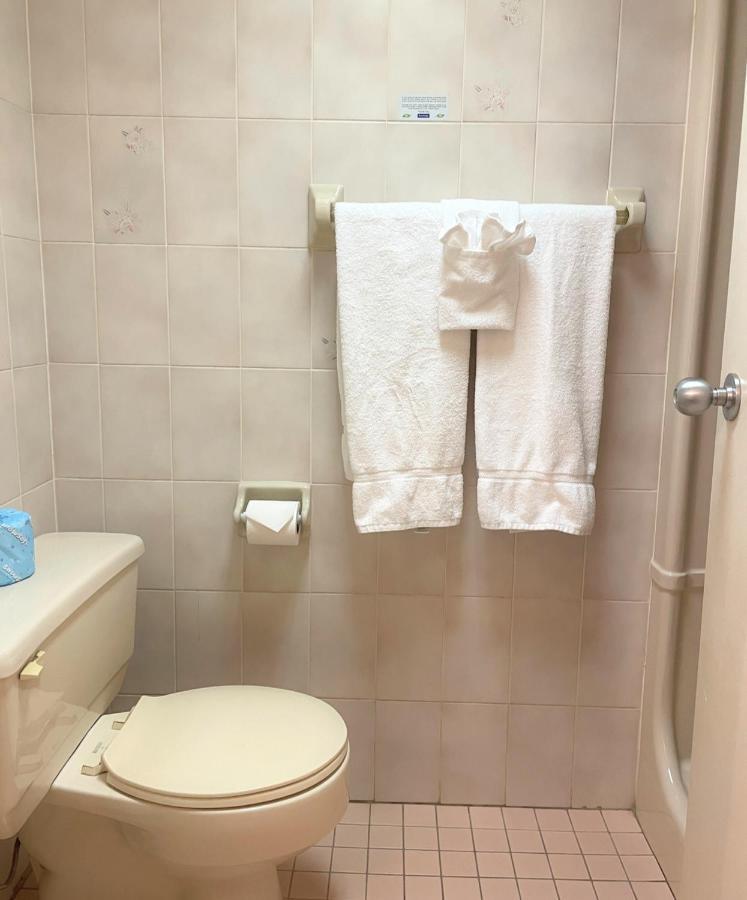 Travelodge By Wyndham Niagara Falls Lundys Lane Eksteriør bilde