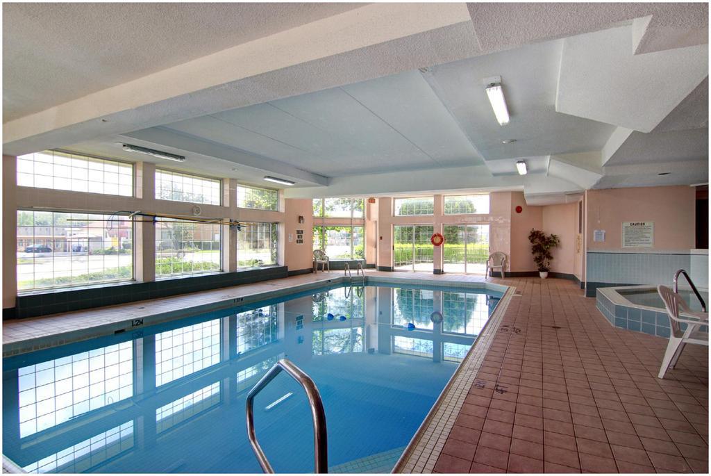 Travelodge By Wyndham Niagara Falls Lundys Lane Eksteriør bilde