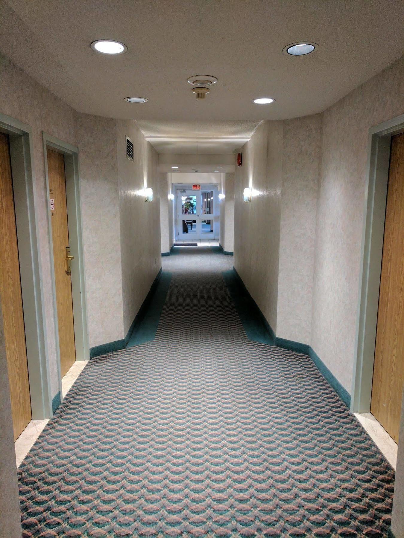Travelodge By Wyndham Niagara Falls Lundys Lane Eksteriør bilde
